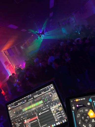 Abiparty der EGS Höchst in einer Halle in Mümlingcrumbach